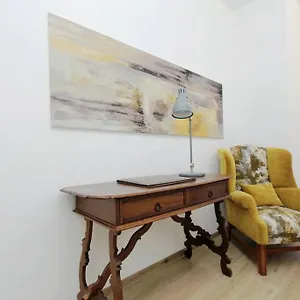 aventino-contemporary-apartment.it-romehotels.com/