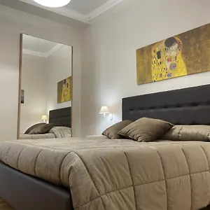 luxury-apartaments-celso-palermo.palermohotels.org/